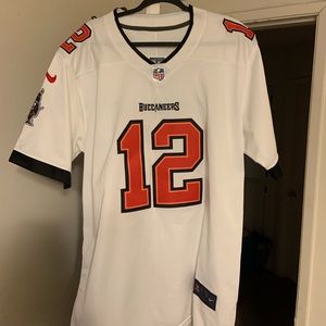 Tampa Bay Bucs Tom Brady Jersey Size Large